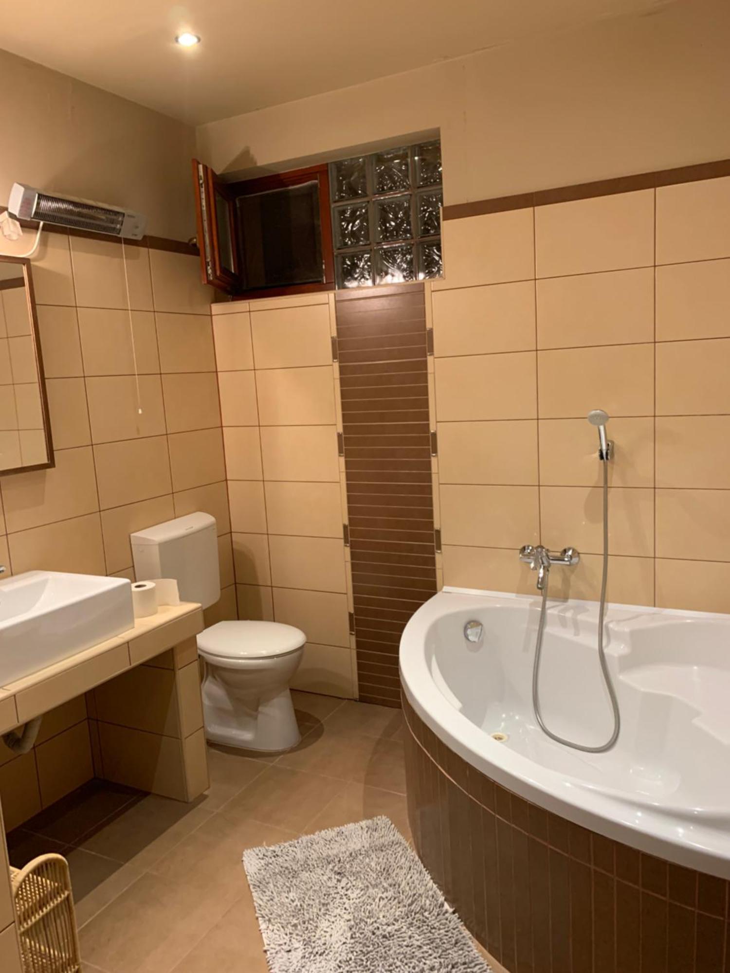 Bb Szabo Villa Balatonboglar Bagian luar foto